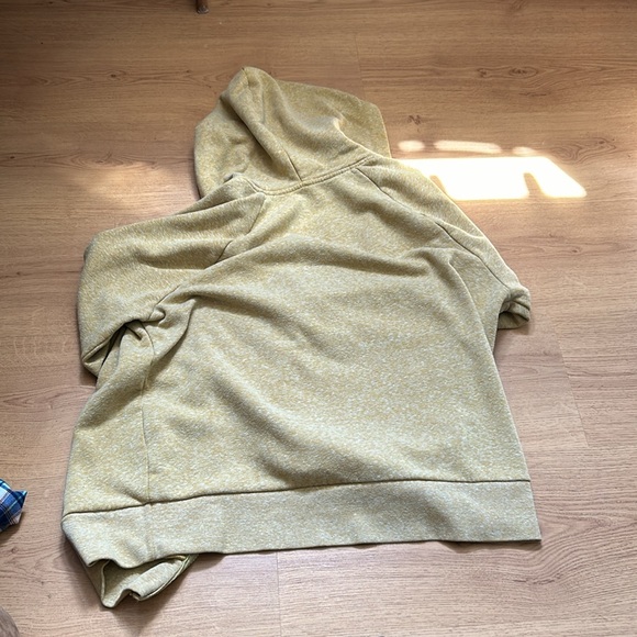 Mustard yellow zip up sweater - Picture 3 of 3